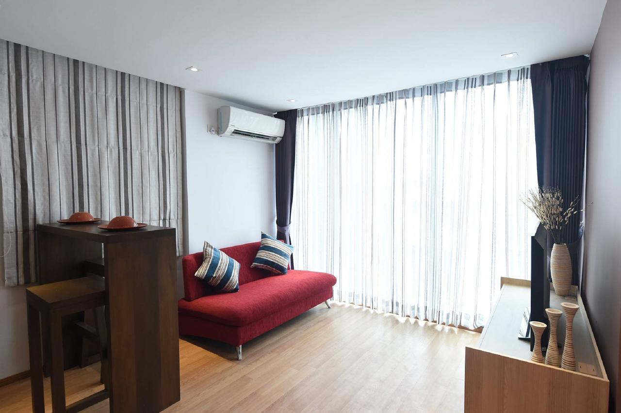 The Varsity House Inn & Serviced Apartments Rangoon Buitenkant foto