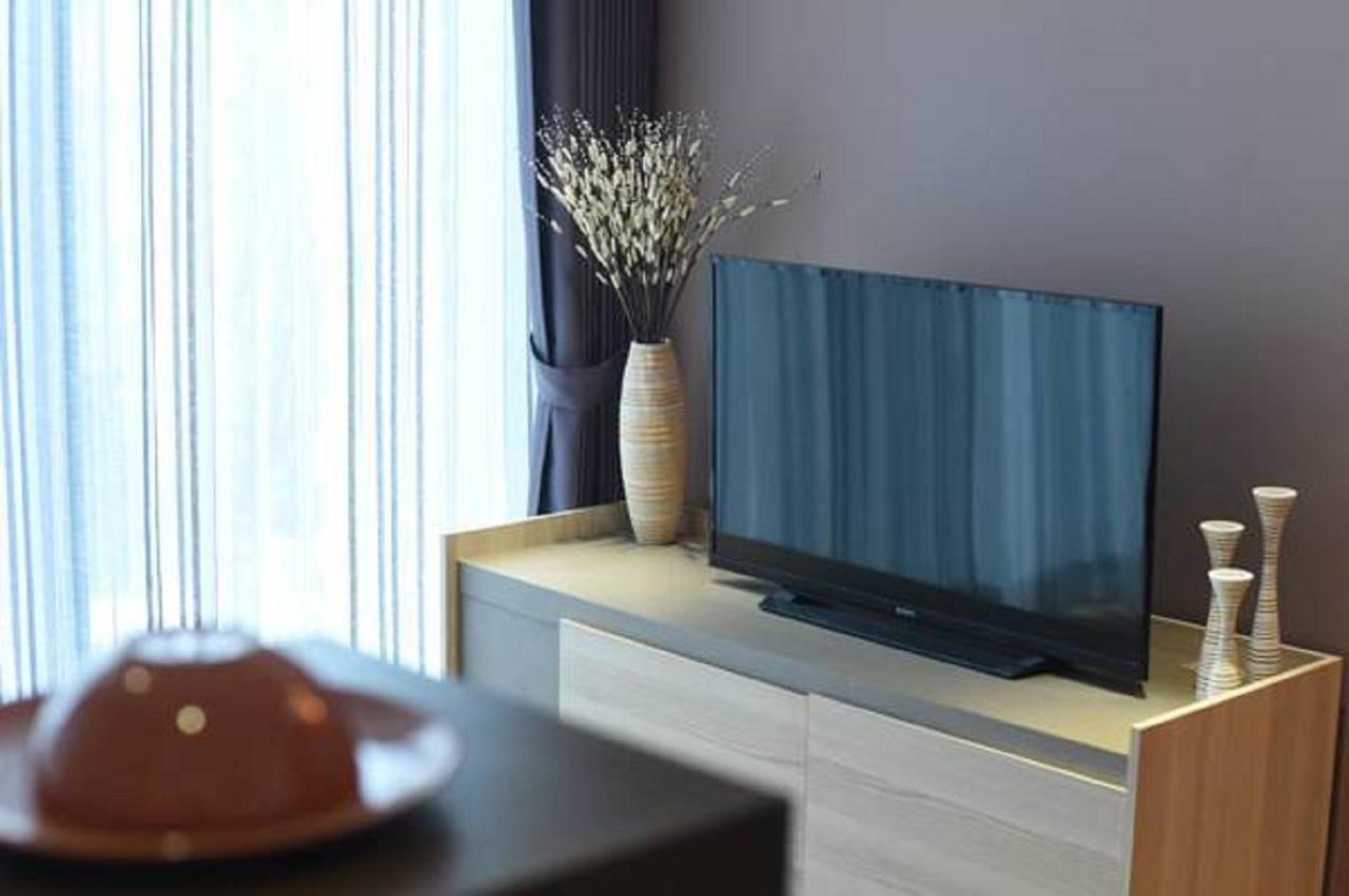 The Varsity House Inn & Serviced Apartments Rangoon Buitenkant foto